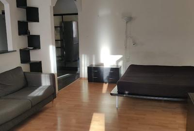 Garsonieră decomandată, mobilată în Nerva Traian - 2