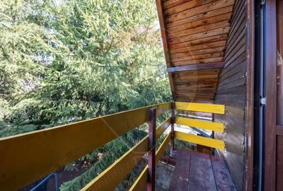 Casă cu Teren 214 Mp în Central - 3