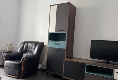 Apartament cu 2 camere, mobilat în Centru Civic - 1