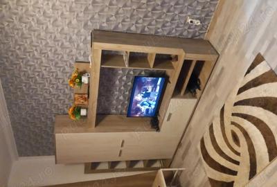 Apartament decomandat la parter cu trei camere. - 4