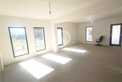 Casă individuală cu 4 camere cu Teren 500 Mp în 1 Mai - 4