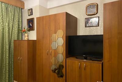 Apartament cu 3 camere decomandat în Capitale - 5