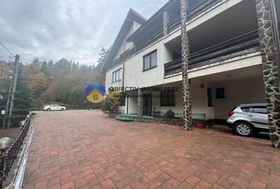 Casa cu posibilitate transformare in pensiune si teren de vanzare Piatra Neamt - 3