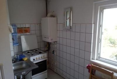 Proprietar inchiriez in Inel 2 garsoniera decomandata mobilata si utilata - 4