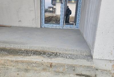 Vand casa pe Parter 106mi €  0724872115 - 5