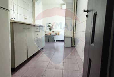 Apartament cu 2 camere de vânzare în zona Stefan cel Mare - 1