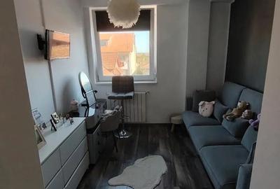 Apartament cu 2 camere decomandat în Central - 2