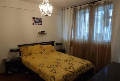 Apartament decomandat în Titan