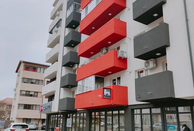 Apartament cu 2 camere decomandat în Apărătorii Patriei - 2