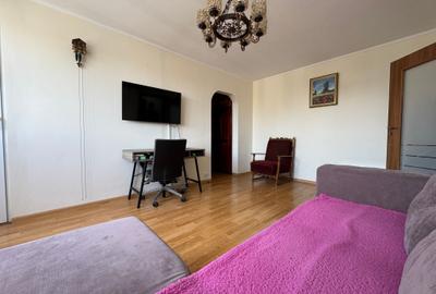 2 camere | Renovat | Sectia 7 | Tei | Obor