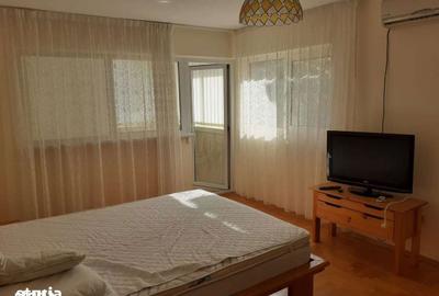 Casă cu 9 camere cu Teren 800 Mp în Mangalia - 5