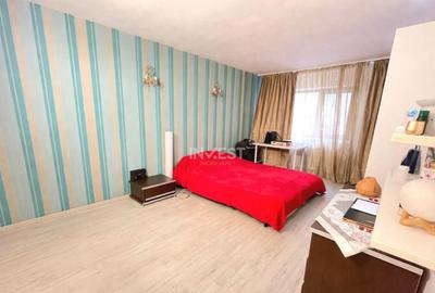 Apartament cu 3 camere decomandat în Central - 1