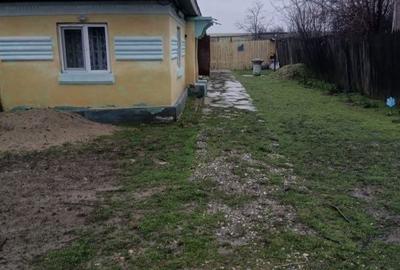 Casă cu 3 camere în Golfin - 2