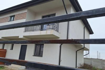 De vanzare vila 4 camere Bragadiru Leroy Merlin 120 mp toate utilitatile - 1