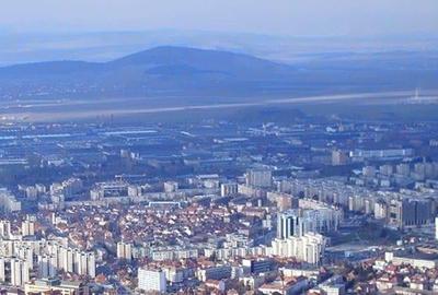 Decomandat, regim vila, spatii de depozitare, Tractorul, Brasov - 1