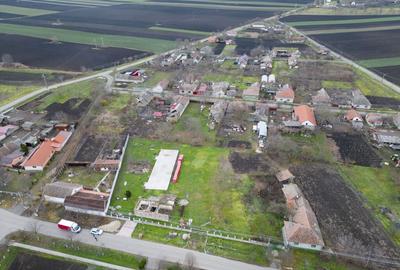 Teren de 2799 mp, în Peregu Mic - 12