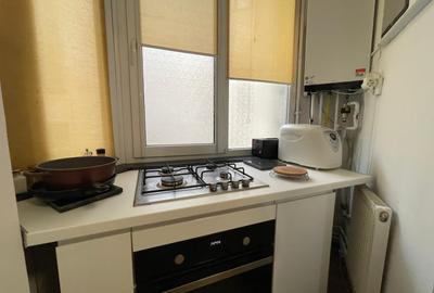 Apartament cu 3 camere semidecomandat, mobilat în Universitate - 11