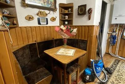 Apartament cu 3 camere decomandat în Carei - 3