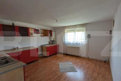 Casă cu 7 camere cu Teren 1000 Mp în Dragomirești - 9