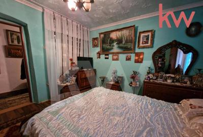 Casă cu 5 camere cu Canalizare în Central - 7