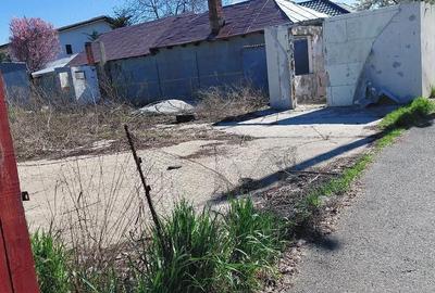 Teren de 360 mp, în Central - 3