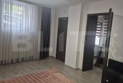 Casă cu 5 camere decomandat cu Teren 220 Mp în Valea Cetății - 1