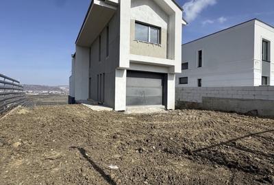 Casă individuală cu 4 camere cu Canalizare în Sopor - 3