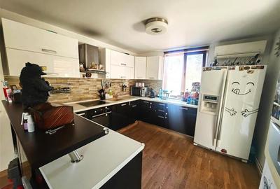 Vila  individuala 6 camere mobilata si utilata amplasare foarte buna - 9