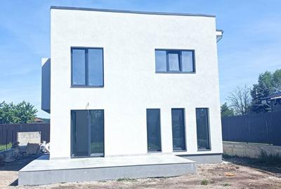 Casă cu 4 camere cu Teren 560 Mp în Hărman