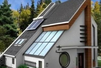 Casă cu Teren 987 Mp în Central - 2