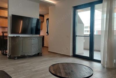 Apartament cu 3 camere semidecomandat în Central - 6