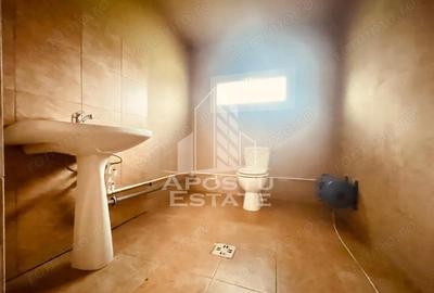 Casă cu 2 camere cu Teren 2000 Mp în Laz - 13