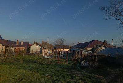 Casă cu 8 camere cu Teren 1074 Mp în Central - 3