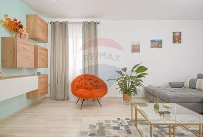 Apartament cu 2 camere semidecomandat în Tractorul - 2