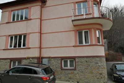 Casă cu 3 camere în Central - 8