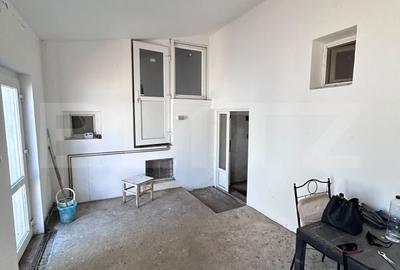 Casă cu 5 camere cu Teren 1000 Mp în Moșnița Nouă