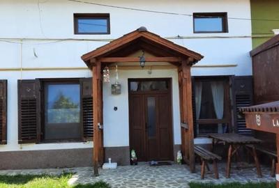 Casă cu 3 camere cu Teren 60 Mp în Central - 2