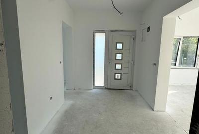 Casă cu 3 camere cu Teren 9000 Mp în Tăuții-Măgherăuș - 4