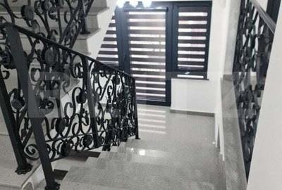 Casa individuala, 8 camere, Radauti - 3