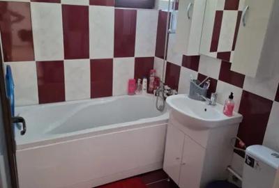 Apartament cu 3 camere decomandat, mobilat în Central - 4