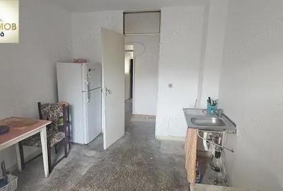 Apartament cu 3 camere decomandat în Luncă - 4