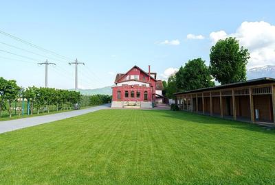 Complex de Vile cu Destinatii Multiple - 58