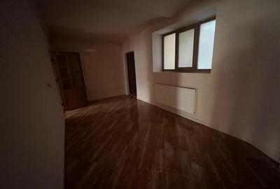 Spațiu comercial, de 172 mp, în Ultracentral - 13