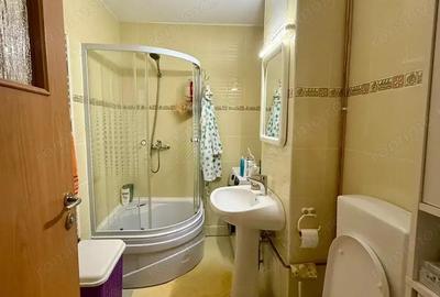 2 cam dec etaj 2 centrala proprie renovat zona Mircea cel Batran - 5