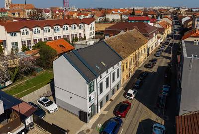 Spațiu comercial, de 263.44 mp, în Girocului - 8