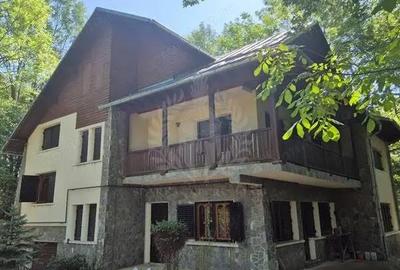 Casă cu Canalizare în Cornu - 5