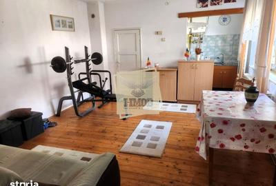 Casă cu 3 camere cu Teren 803 Mp în Central - 9