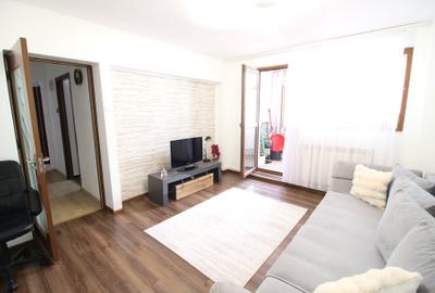 Apartament cu 2 camere decomandat în Micro 20 - 4