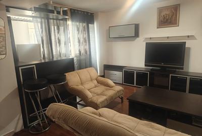 Apartament cu 3 camere decomandat în Central - 8