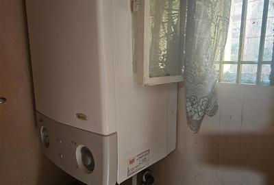 Apartament cu 3 camere decomandat, mobilat în Micro IV - 20